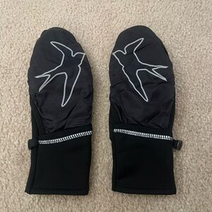 Oiselle Bad Weather Gloves in S/M